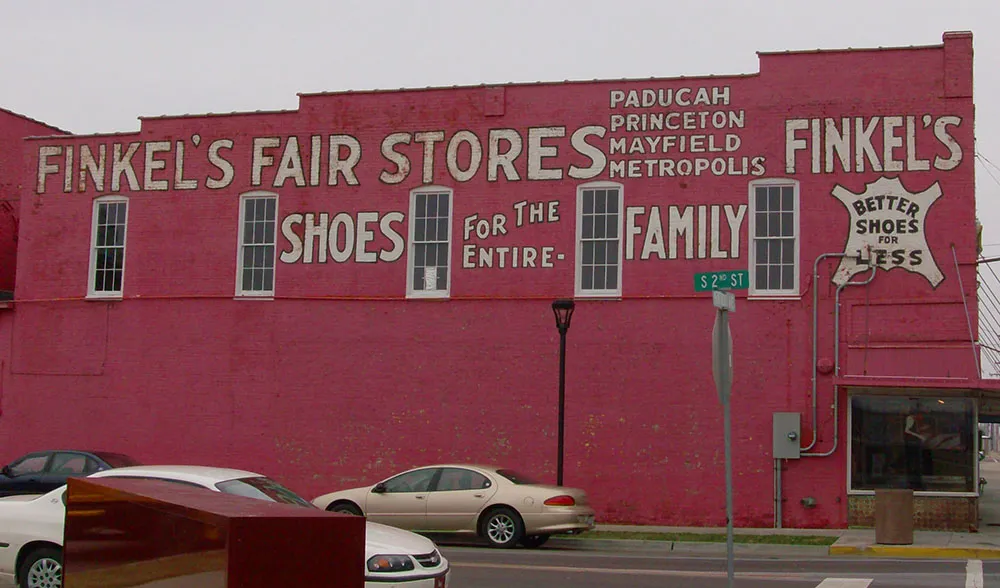 Photo by Mike Meyer, sign painter, Mezeppa, Minnesota